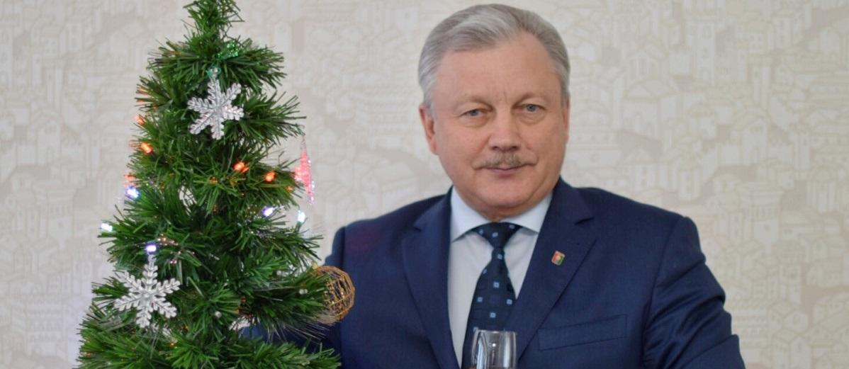 Поздравление мэра с Новым годом. Видео