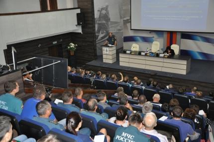 Глава регионального МЧС Валентин Нелюбов ответит на вопросы братчан