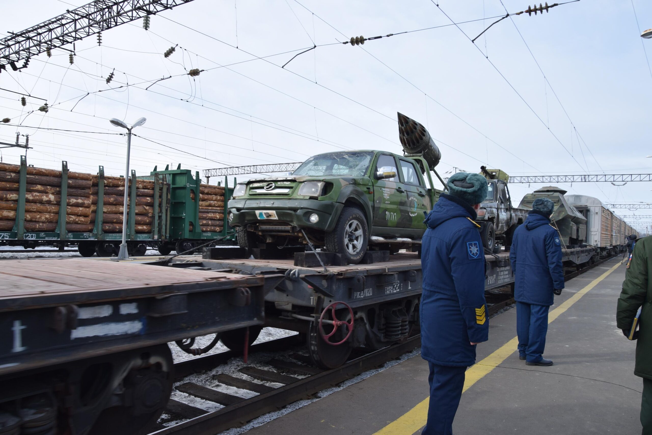 Более 7 тысяч братчан увидели поезд с трофейным вооружением сирийцев