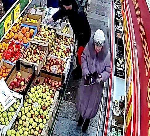 Полиция разыскивает пожилую братчанку, похитившую кошелек