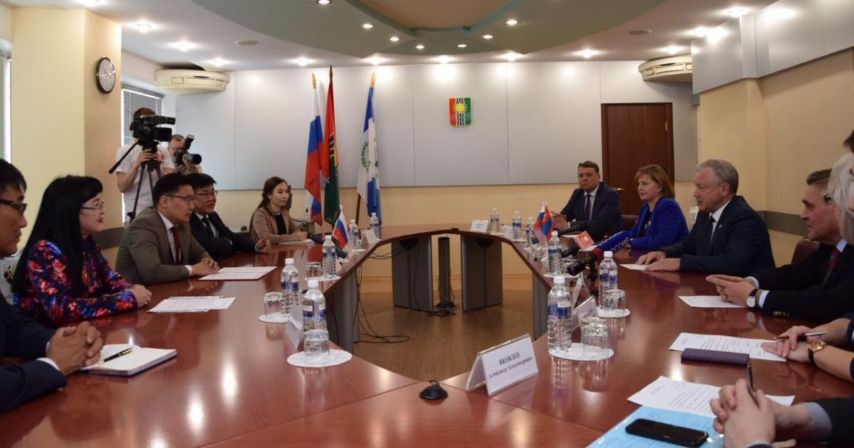 На форуме обсудили сотрудничество Братска и монгольского города Дархана