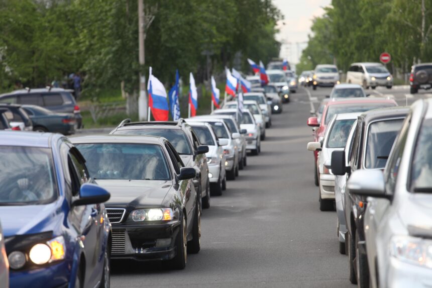 Три тысячи жителей Братска отпраздновали День России. Фото