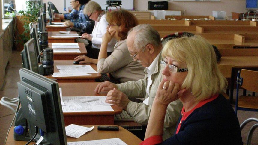 Центр занятости населения Братска набирает на обучение граждан предпенсионного возраста
