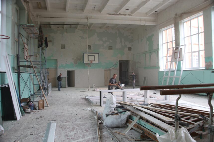В детском саду №95 и школе №1 Братска ведется ремонт