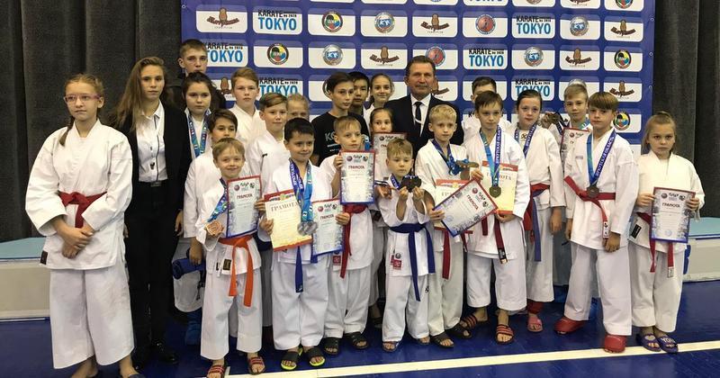 Братчане взяли 21 призовое место на первенстве и чемпионате Иркутской области по каратэ