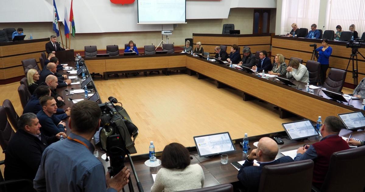 Комиссия по городскому хозяйству и муниципальной собственности провела заседание в думе города Братска