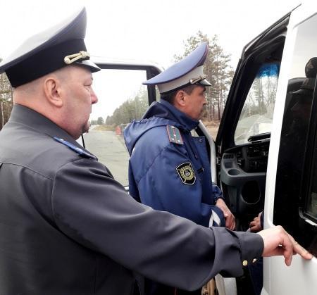 Сотрудники ГИБДД проверили безопасность пассажирских перевозок в Братске и Братском районе