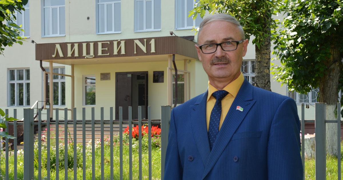 Игорь Олекминский назначен начальником департамента образования администрации Братска