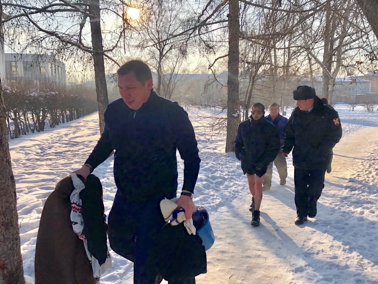 Мужчина облил себя горючей жидкостью и поджег в Шелехове