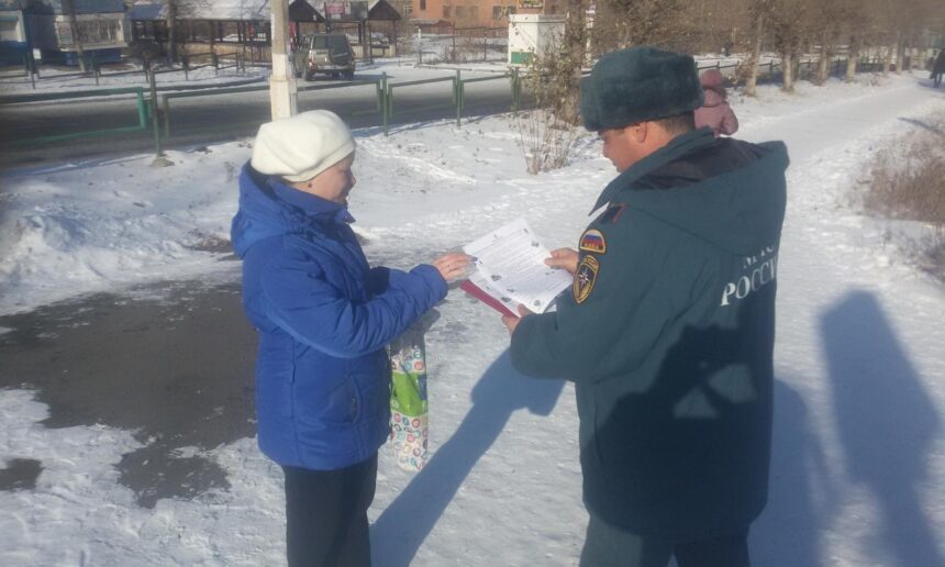 Профилактическую работу с населением по предупреждению пожаров проводят в Братске