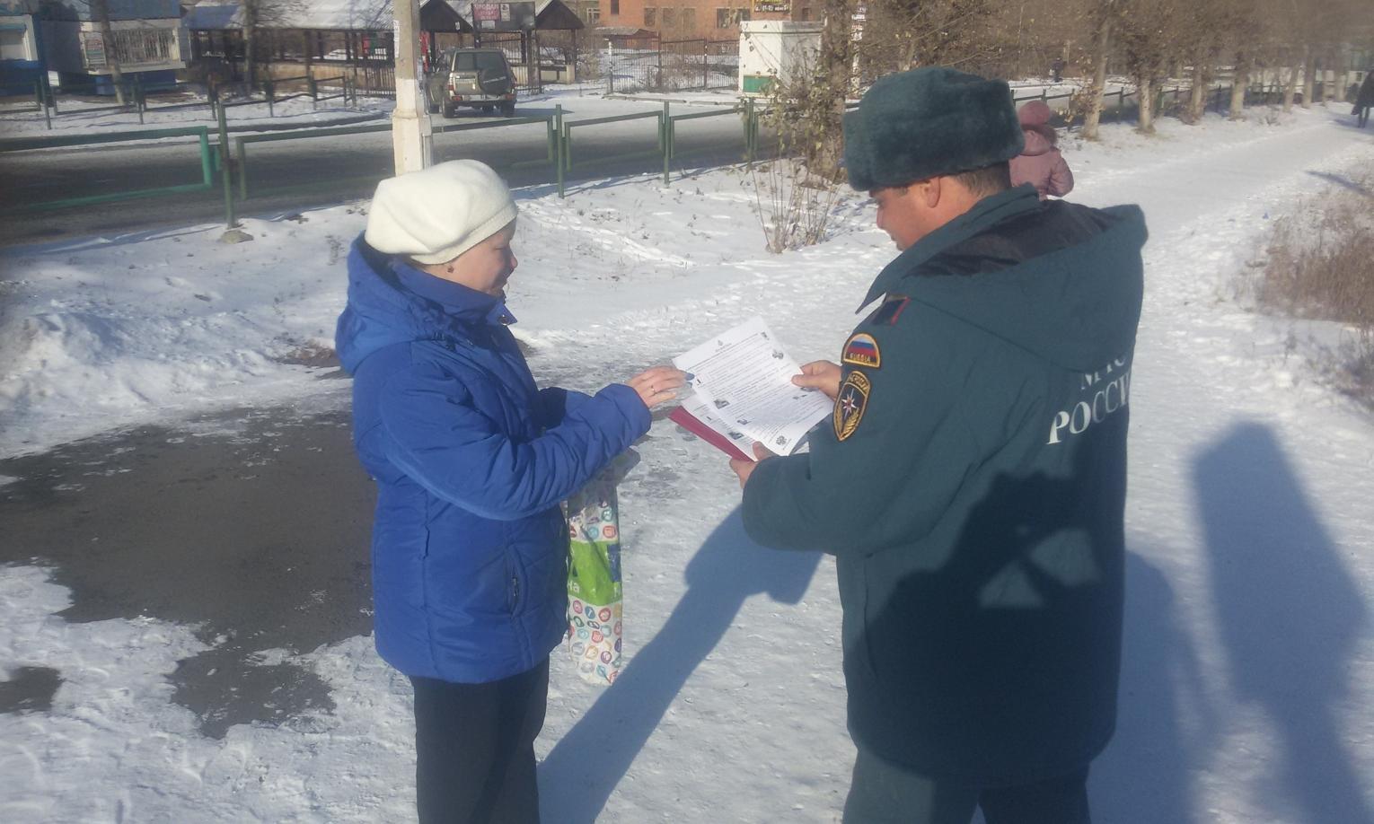 Профилактическую работу с населением по предупреждению пожаров проводят в Братске