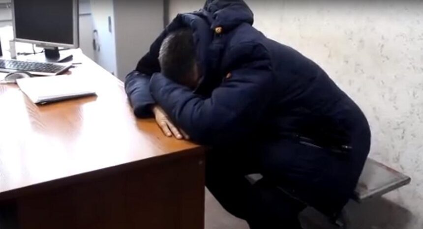 Карманник в Иркутске в 16-й раз задержан за кражу