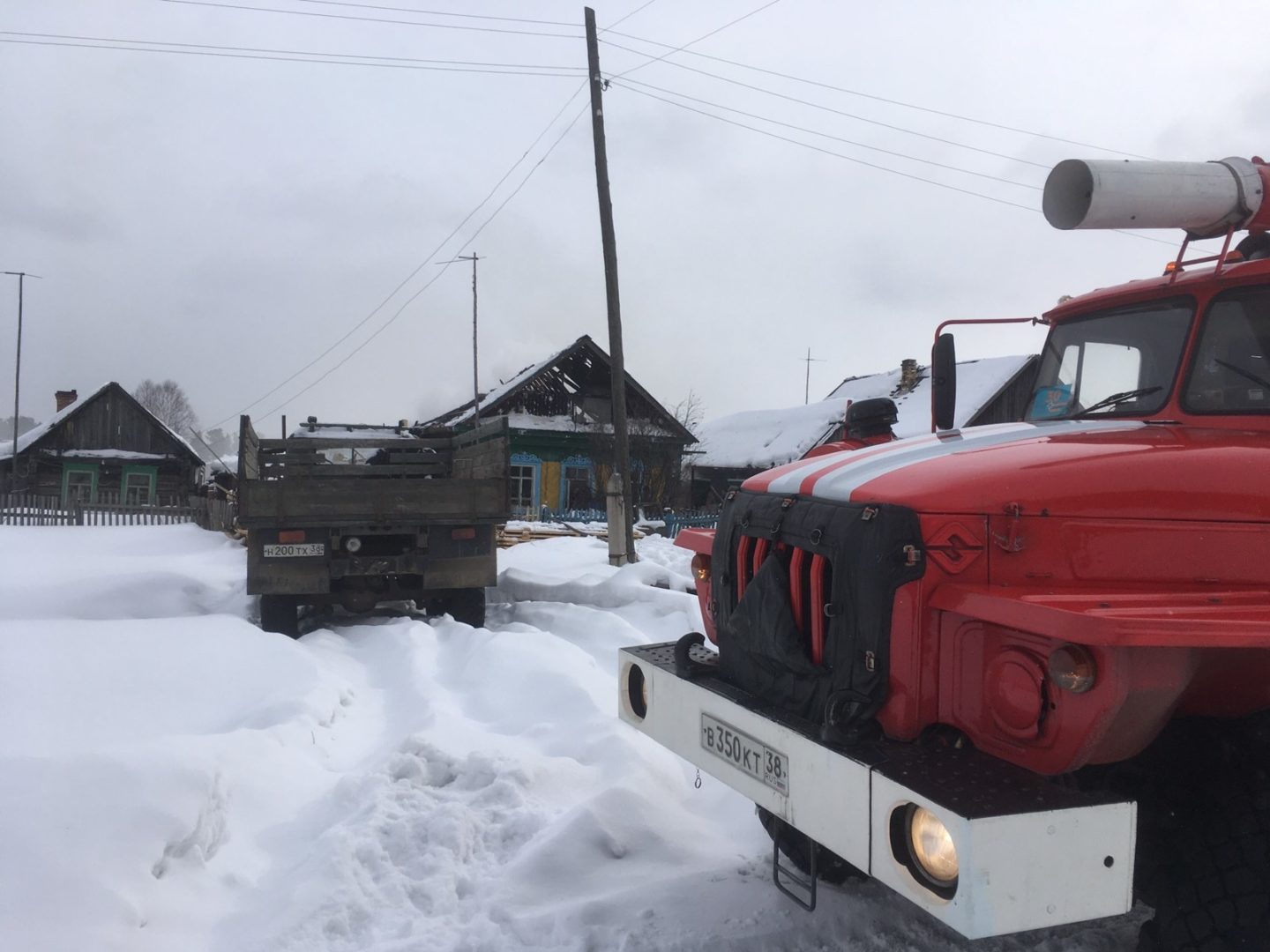 11 человек спасли на пожаре в Братске и Братском районе 1 марта