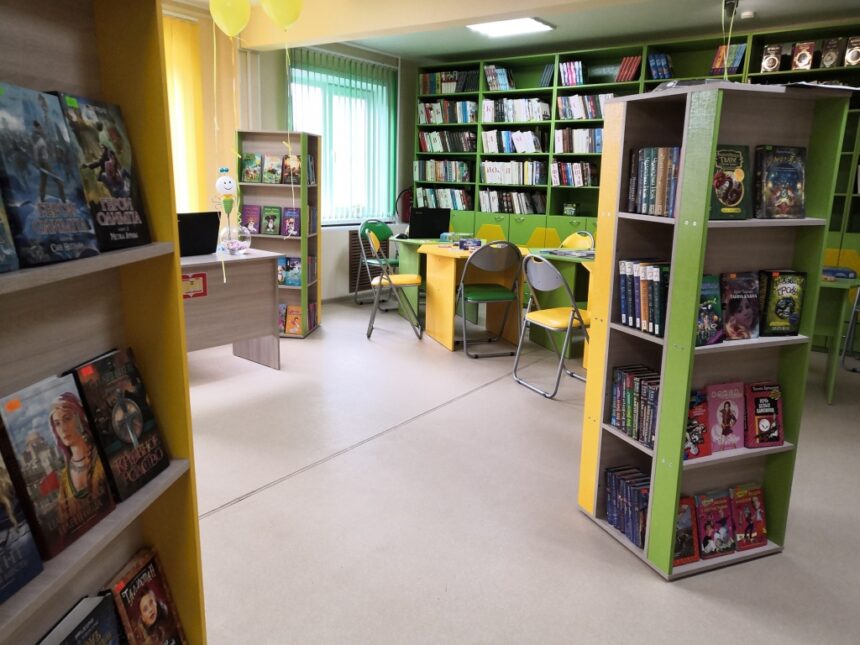 Партия книг поступила в Центральную детскую библиотеку Братска