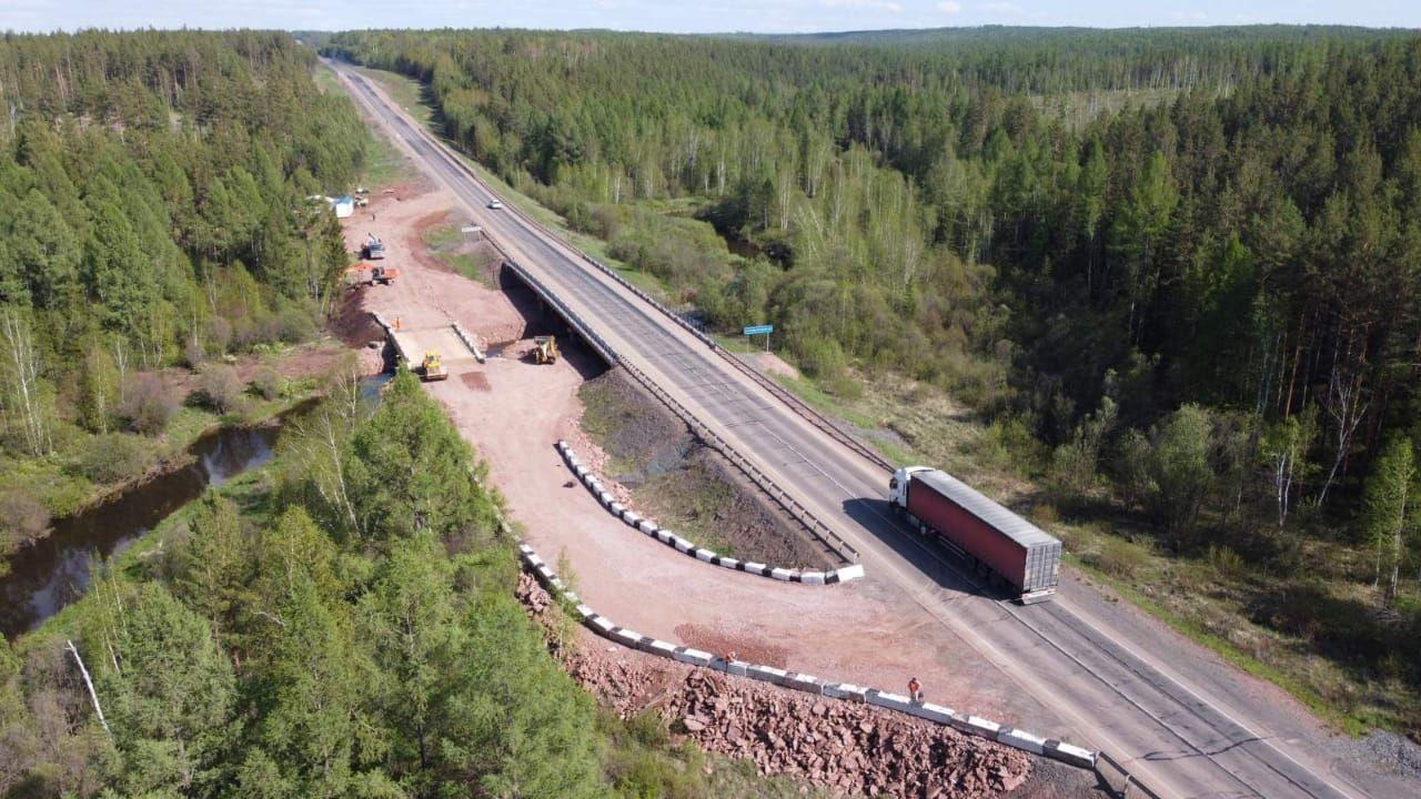 Движение через реку Кежма-Кежемская в Братском районе осуществляется по временной объездной дороге