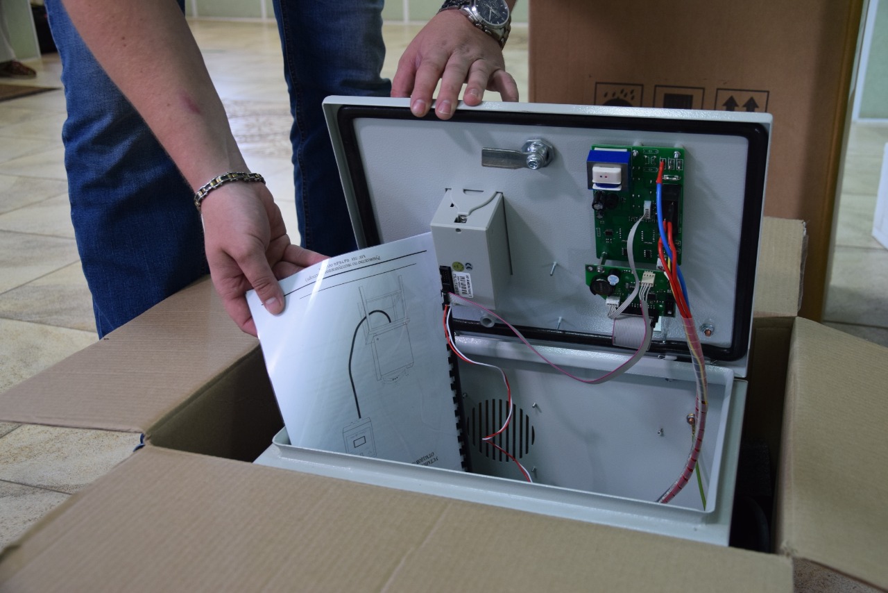 Оборудование для обеззараживания медицинского инвентаря поступило в Братскую районную больницу