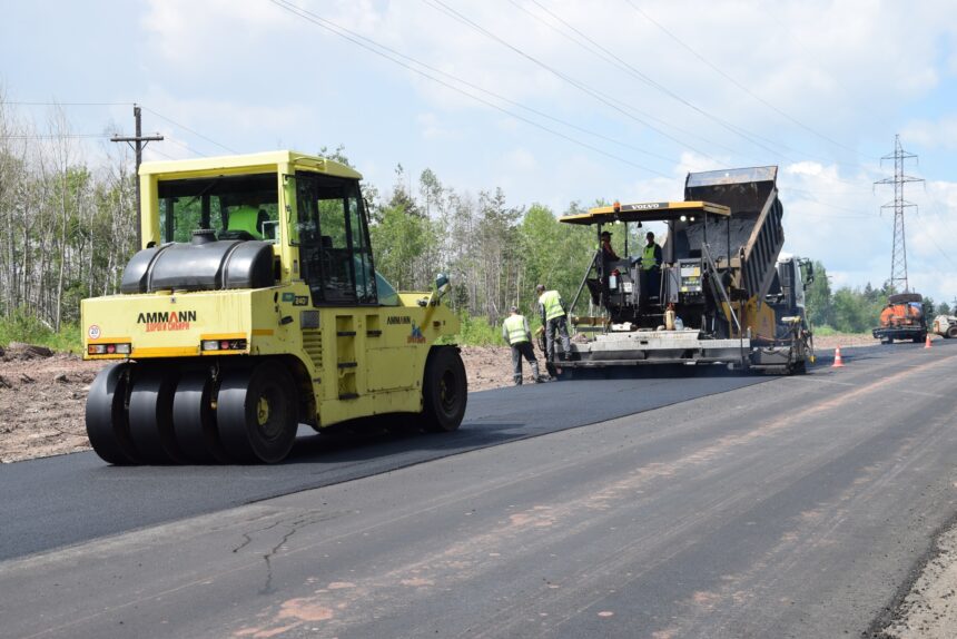 На пяти участках дорог в Братске завершают ремонт методом сплошного покрытия