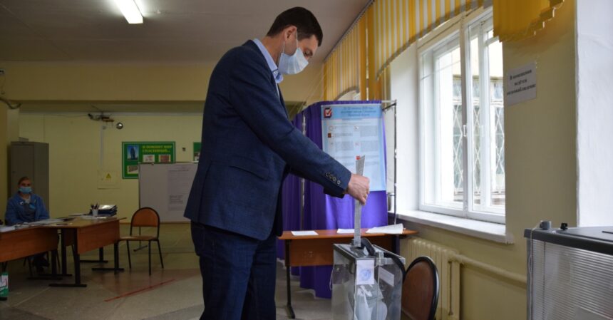 Председатель правительства Иркутской области проголосовал в Братске