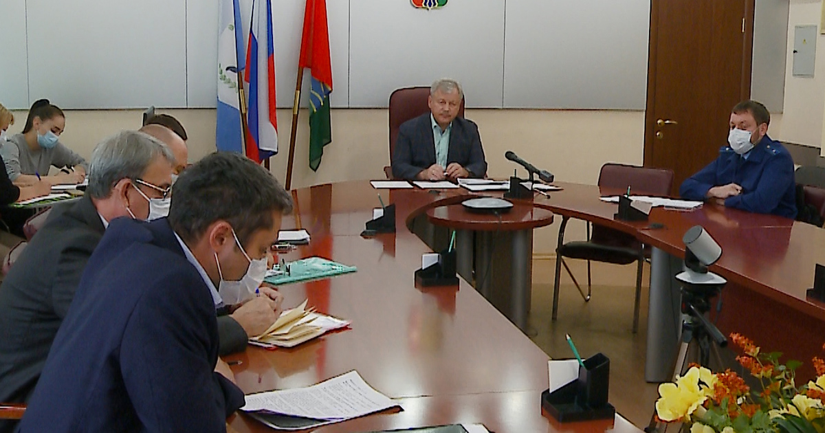 Мэр Братска провел совещание по "Курчатовскому" долгострою. Работы на стройке пообещали возобновить