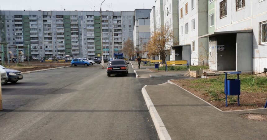Все дворы закончили благоустраивать в Братске в рамках проекта "Городская среда"