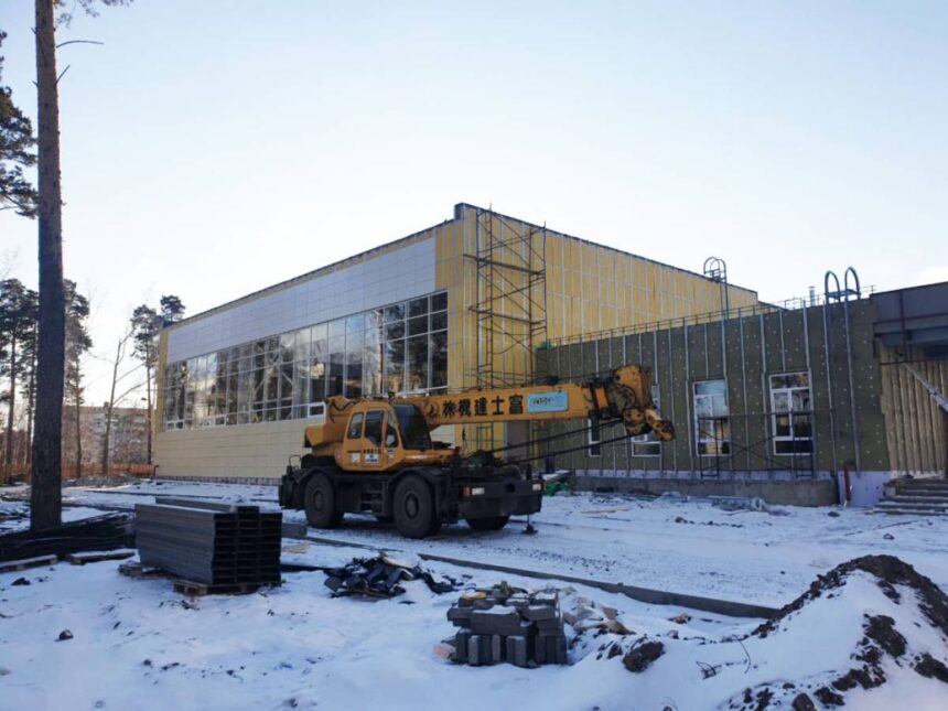 Строительство бассейна в Братском госуниверситете продолжается