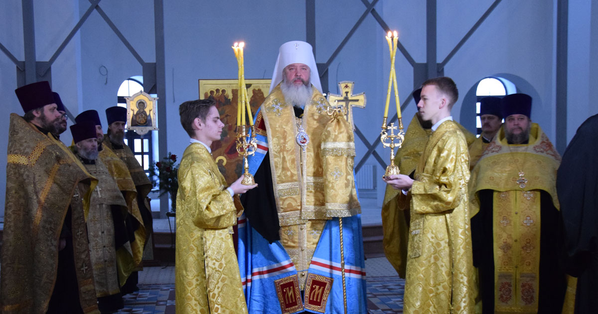 Праздничный молебен состоялся в храме Рождества Христова, приуроченный к юбилею Братска