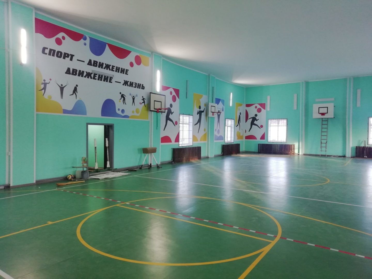 Спортзал в школе села Калтук Братского района открыли после капремонта
