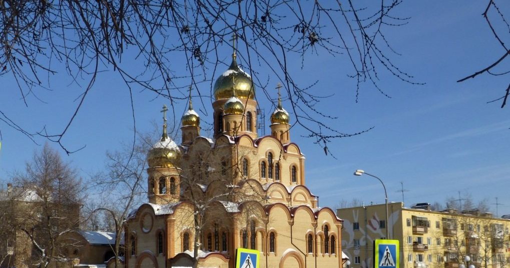 Более 900 братчан приняли участие в праздничном богослужении в Крещение