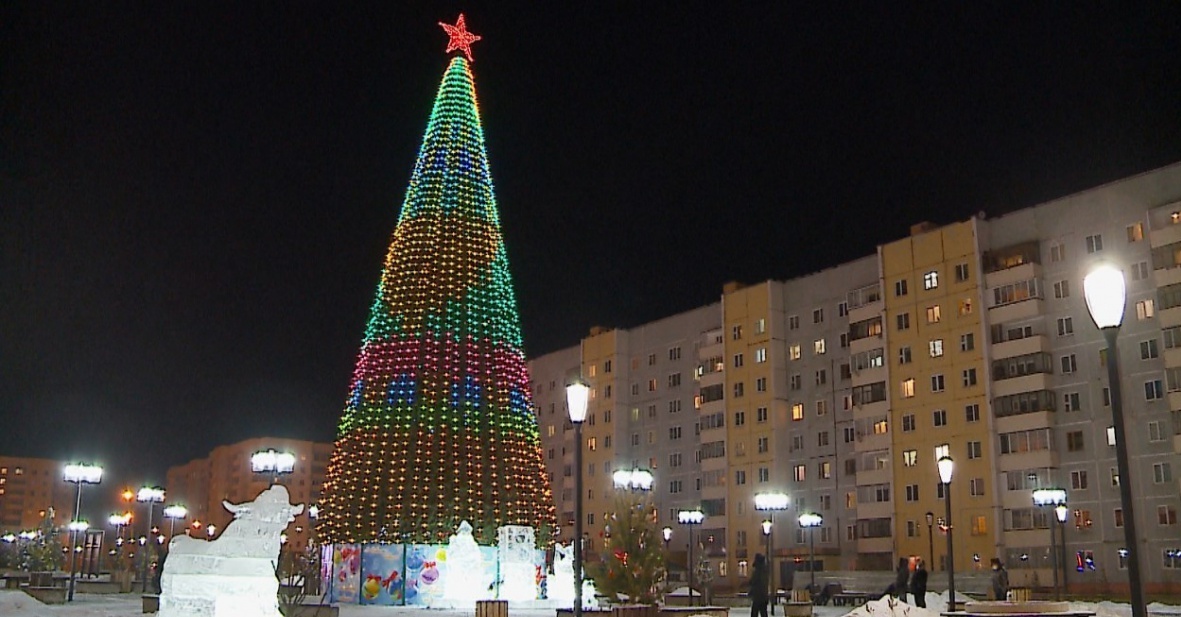 Новогодние ёлки будут украшать площади Братска до 25 января