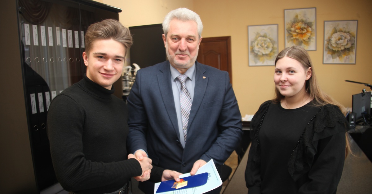 В Братске студенты педколледжа вошли в десятку лучших областного конкурса "Студент года - 2020"