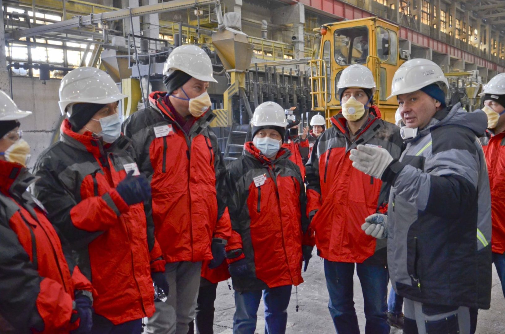 Депутаты регионального ЗС посетили промплощадку филиала Группы "Илим" и БрАЗ