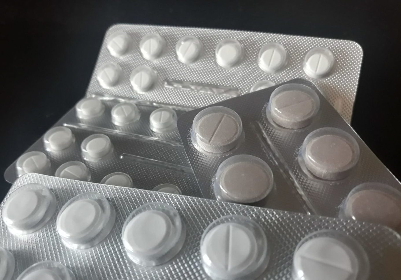 Полуторагодовалая девочка наелась таблеток и получила отравление в Братске