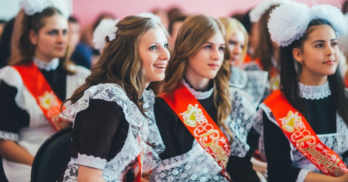 Более 3,5 тысяч школьников выпустятся из старших классов в Братске в этом году