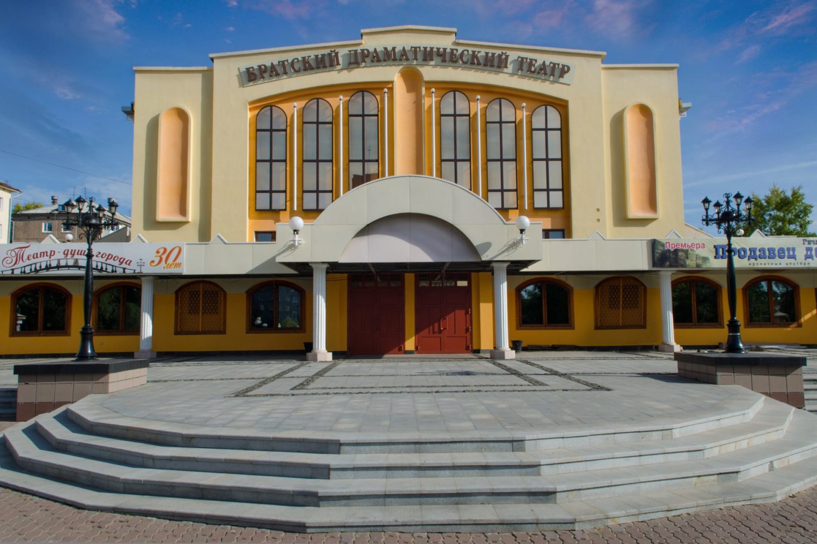 Братский драмтеатр представит горожанам спектакль "Вдовий пароход", посвященный Великой Отечественной войне