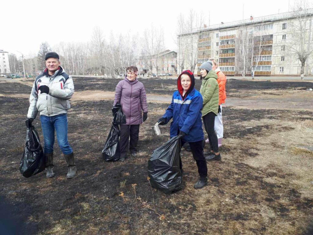 Объединиться, почувствовать дыхание города всем вместе - братчане о субботнике