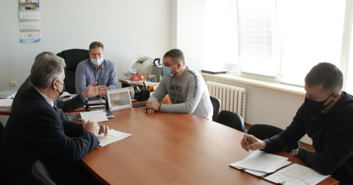 Депутаты Думы Братска начали объезды территорий, замеры и составление дефектных ведомостей