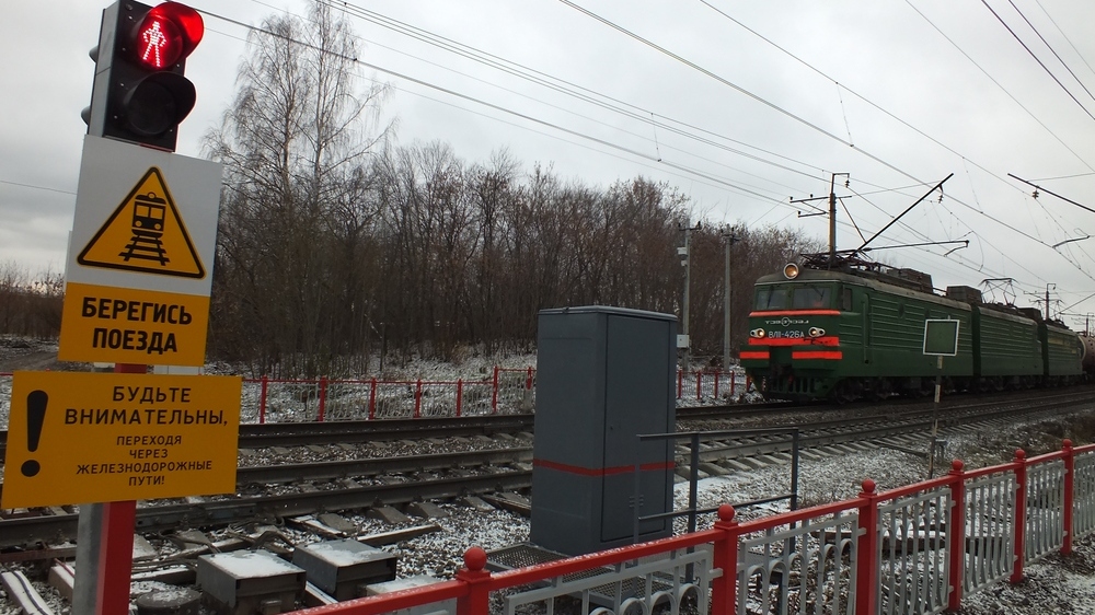 Обустройство ограждений и пешеходных переходов на ж/д в границах Братска продолжается