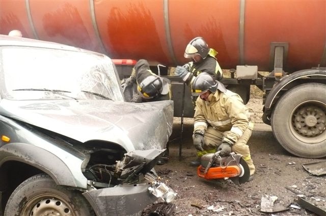 Две легковушки и грузовик столкнулись на трассе "Вилюй" в Братском районе 1 июля