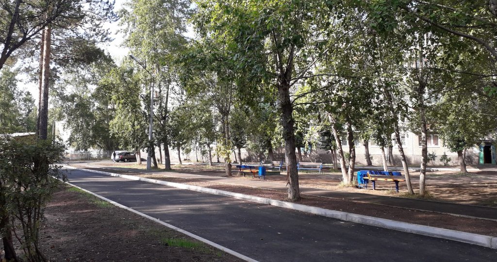 Дворовую территорию обустроили в жилом районе Энергетик Братска