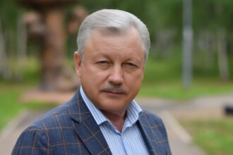 Сергей Серебренников: Не надо Россию учить жить. Мы сами решим, кого выбирать в Государственную Думу