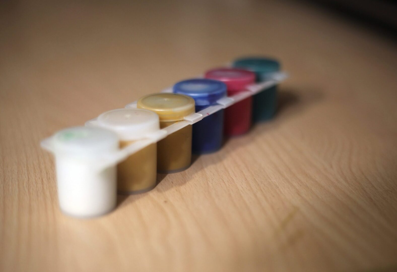 Юных горожан приглашают поучаствовать в конкурсе рисунков "Мой родной Братск"