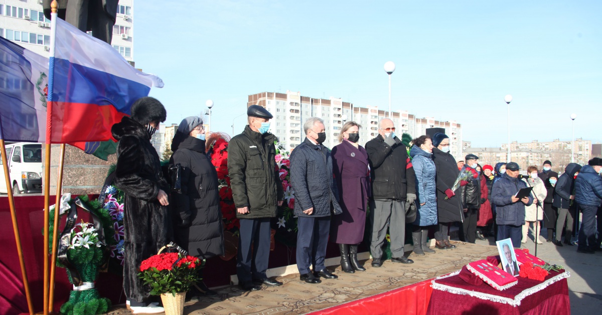 Братск простился с Почетным гражданином города Александром Елохиным