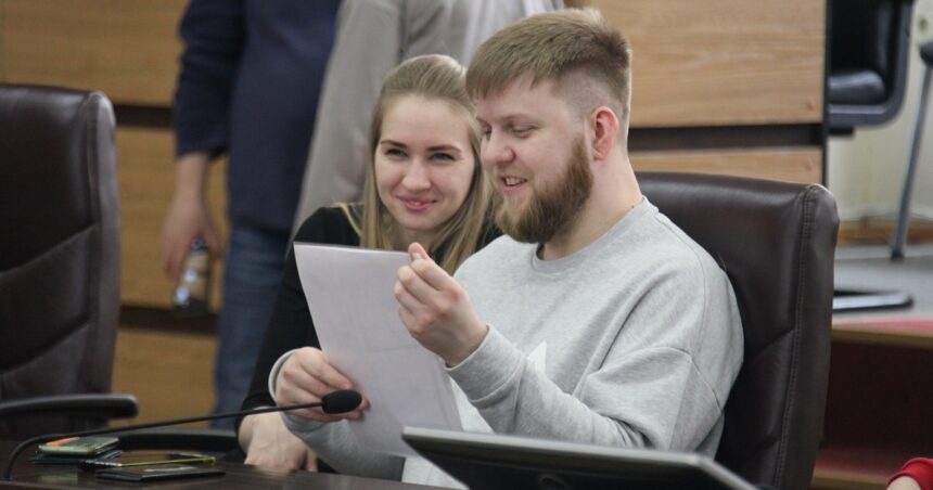 В Братске 41 молодая семья получила сертификаты на жилье