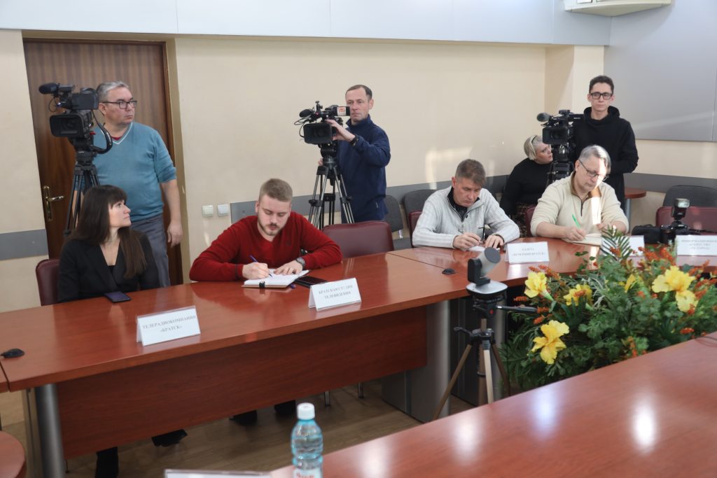 21 педагог, привлеченный в Братск, получил по 150 тысяч рублей в 2023 году