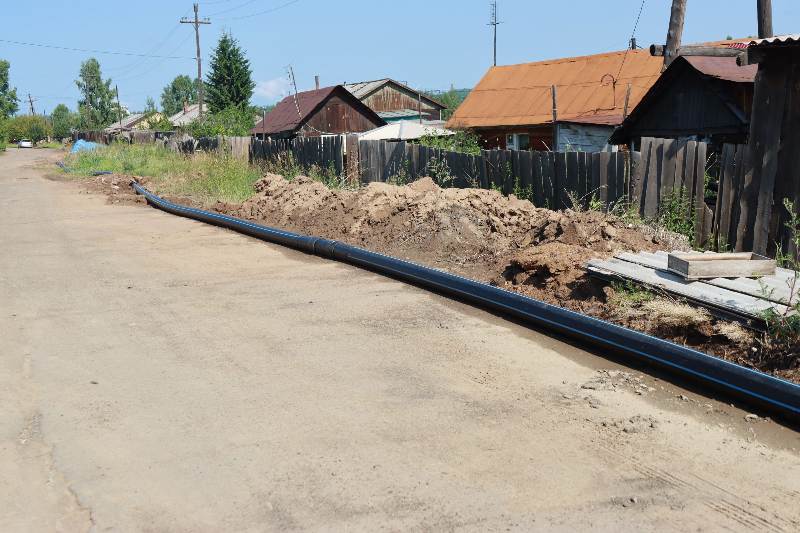 Укладка водопровода в сельской местности