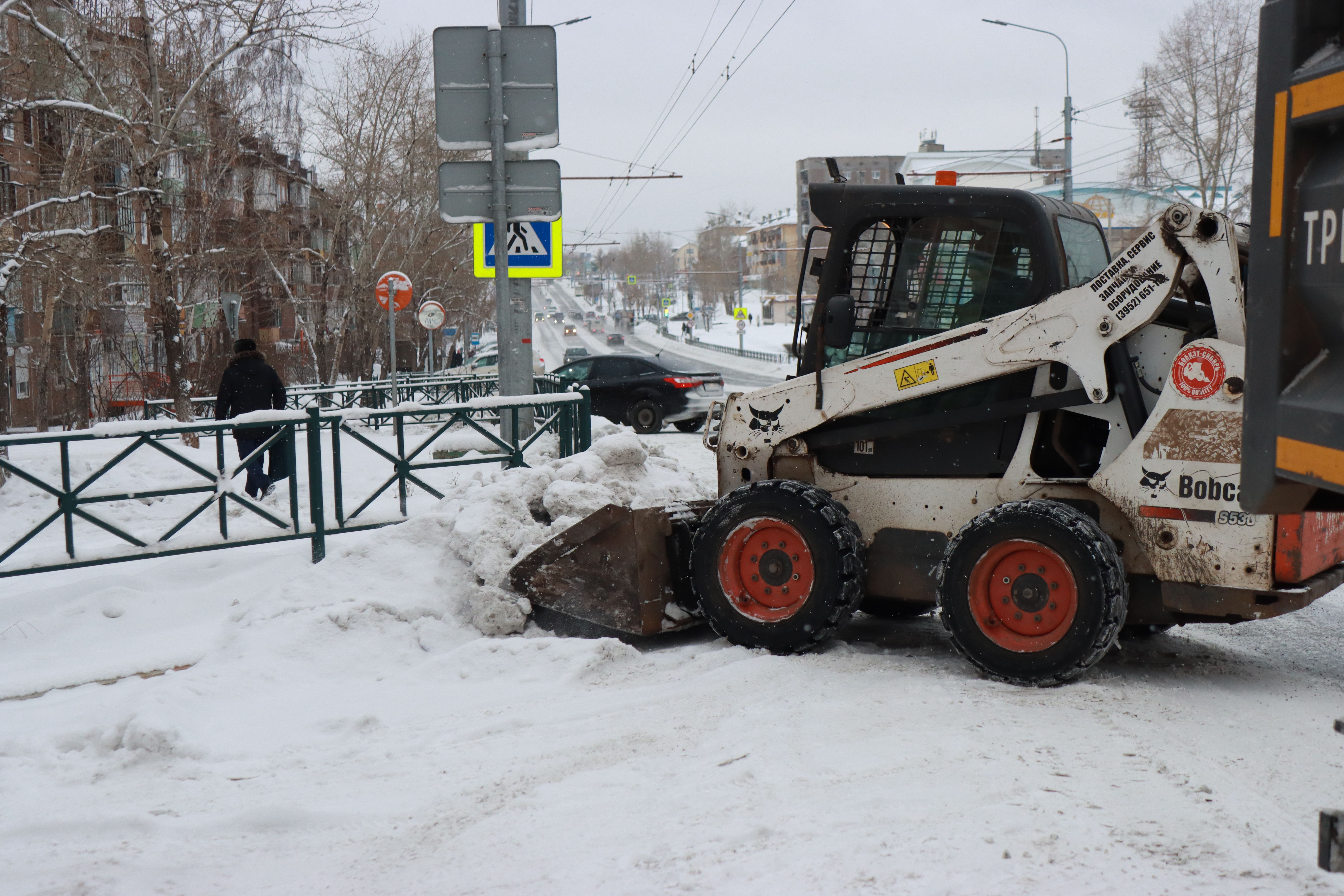 8200 кубов снега вывезли с улиц Братска с начала зимы