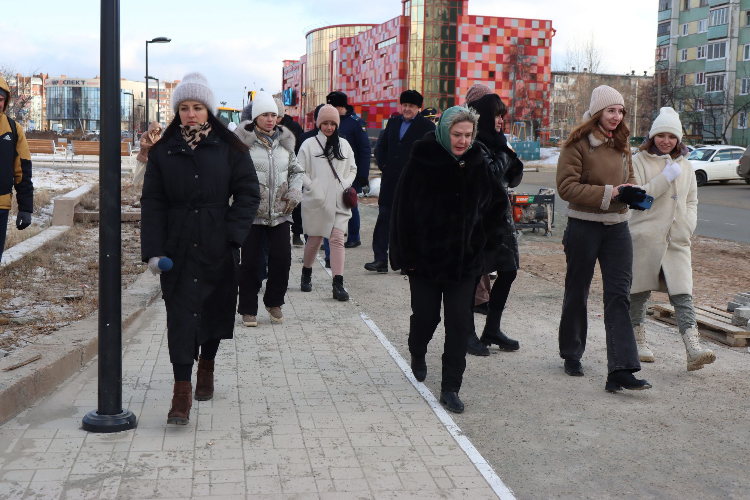 Благоустройство на Крупской в Братске: основные работы подрядчик обещает  выполнить к 13 ноября — Твой Братск