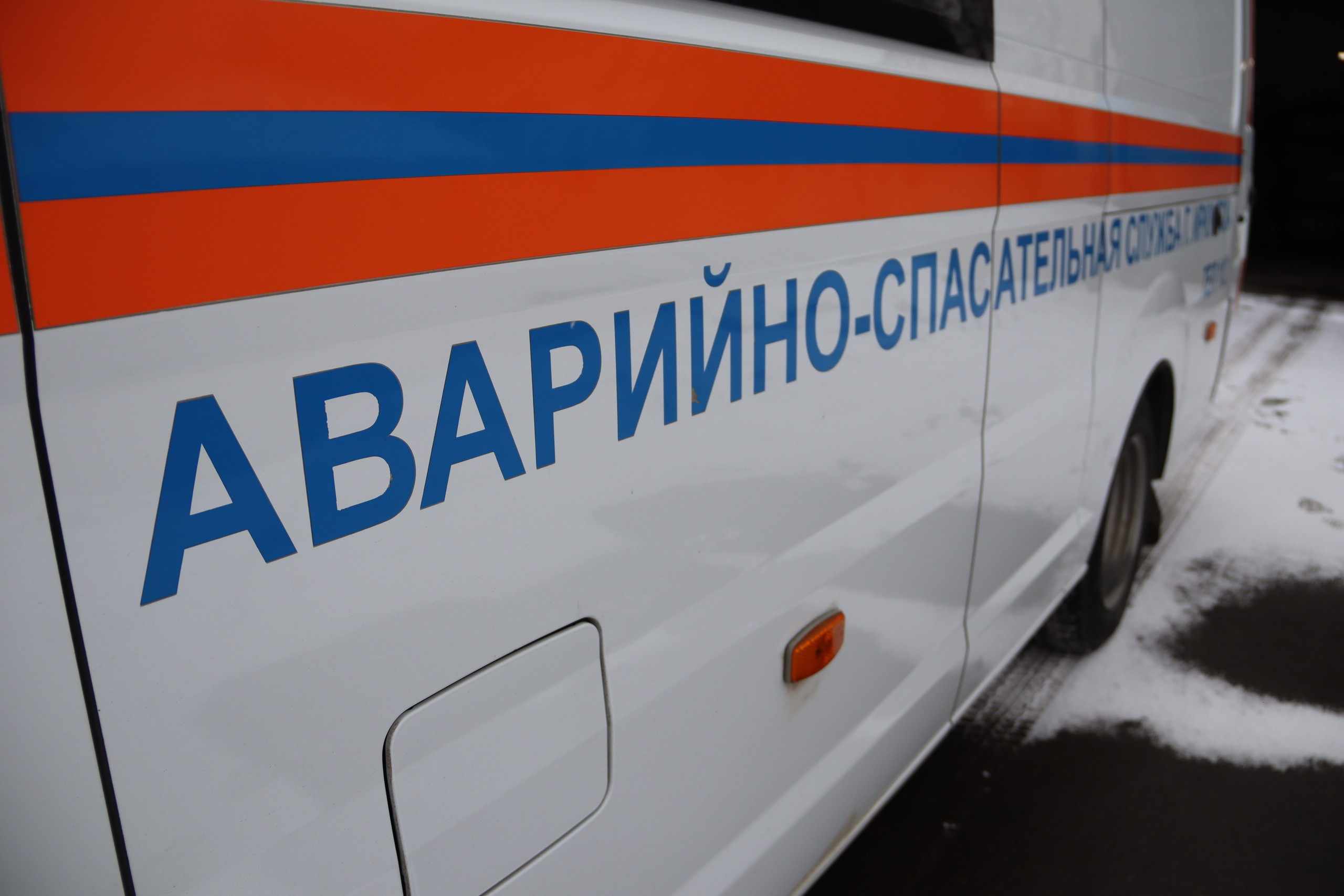 Боковая часть аварийной машины