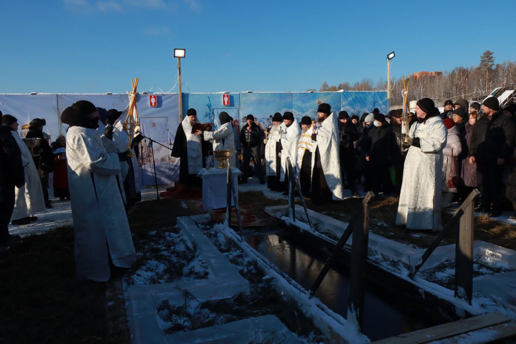 Более 1500 человек поучаствовали в Крещенских мероприятиях 19 января