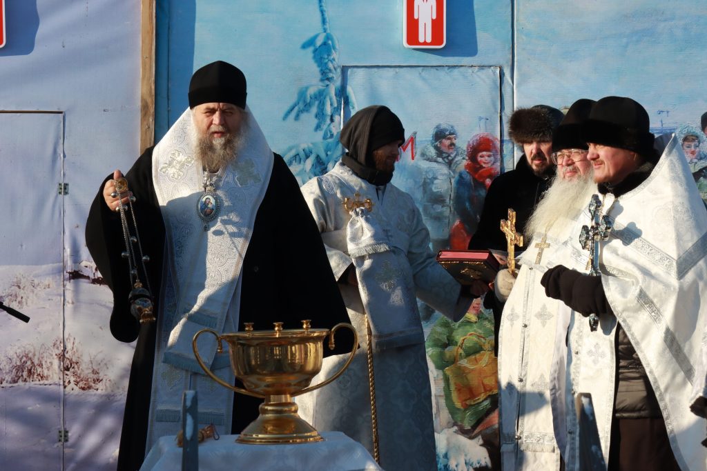 Более 1500 человек поучаствовали в Крещенских мероприятиях 19 января